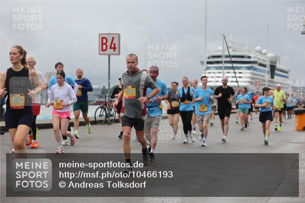 13.09.2026 - Kiel Lauf Andreas Tolksdorf http://msf.ph/oto/10466193 13.09.2026 12:07:00 Kiellinie 38, 3601, 8860, 4, 39, 3619, 3 meine-sportfotos.de