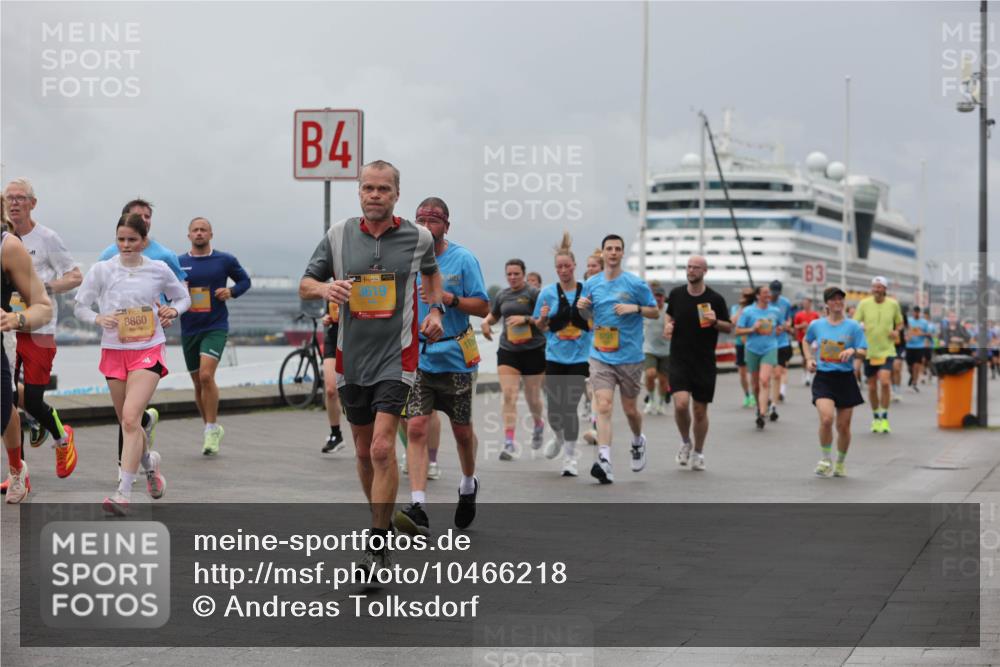 13.09.2026 - Kiel Lauf Andreas Tolksdorf http://msf.ph/oto/10466218 13.09.2026 12:07:00 Kiellinie 8860, 4, 4, 394, 3619, 13, 3 meine-sportfotos.de