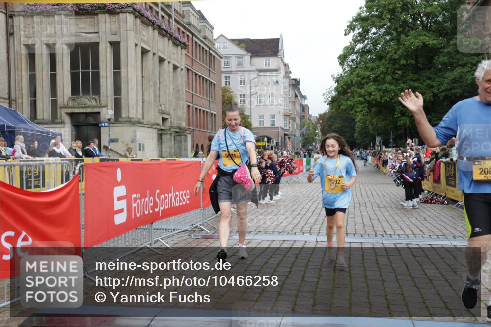 13.09.2026 - Kiel Lauf Yannick Fuchs http://msf.ph/oto/10466258 13.09.2026 10:00:25 Ziel 2087, 3531, 2252, 7512, 8828, 10473, 1396, 1566, 6137, 6430, 10169, 7339, 7512, 11456 meine-sportfotos.de