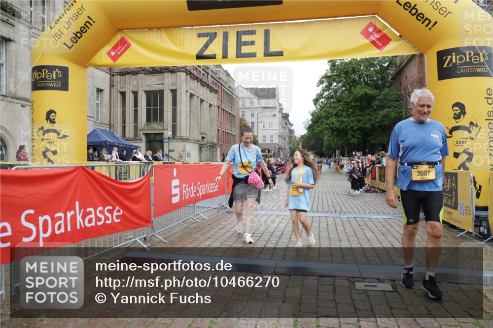 13.09.2026 - Kiel Lauf Yannick Fuchs http://msf.ph/oto/10466270 13.09.2026 10:00:25 Ziel 2087, 3531, 2252, 7512, 8828, 10473, 1396, 1566, 6137, 6430, 10169, 7339, 7512, 11456 meine-sportfotos.de