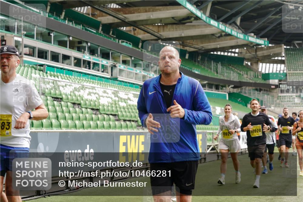 13.09.2026 - 21. swb-Marathon Bremen Michael Burmester http://msf.ph/oto/10466281 13.09.2026 10:35:37 Laufen im Stadion 10093, 10144, 10147, 10152, 10157, 10160, 10173, 10175, 10181, 10182, 10185, 10187, 10195, 10245, 10251, 10263, 10272, 10275, 10278, 10291, 10306, 10309, 10338, 10356, 10357, 10367, 10368, 10369, 10377, 10382, 10403, 10409, 10420, 10427, 10439, 10460, 10473, 10477, 10481, 10485, 10492, 10528, 10559, 10560, 10569, 10607, 10617, 10636, 10639, 10669, 10671, 10672, 10677, 10700, 10715, 10828, 10914, 10928, 11126, 11162, 11343, 11803, 11965, 10146, 10222 meine-sportfotos.de
