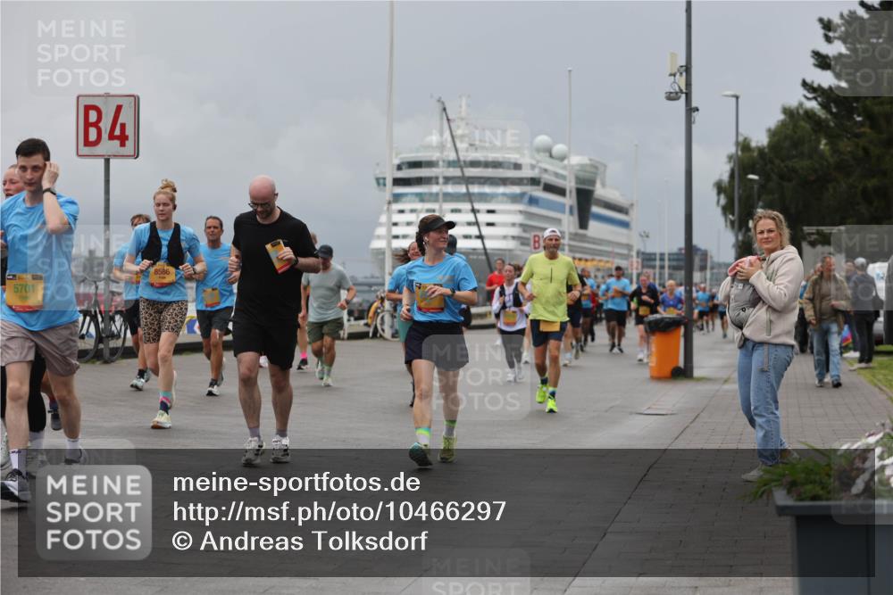 13.09.2026 - Kiel Lauf Andreas Tolksdorf http://msf.ph/oto/10466297 13.09.2026 12:07:03 Kiellinie 4, 5701, 8586 meine-sportfotos.de