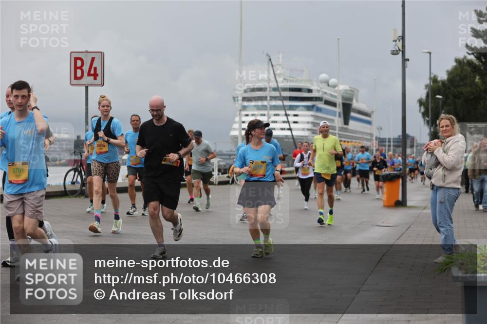 13.09.2026 - Kiel Lauf Andreas Tolksdorf http://msf.ph/oto/10466308 13.09.2026 12:07:03 Kiellinie 5701, 4, 8586 meine-sportfotos.de