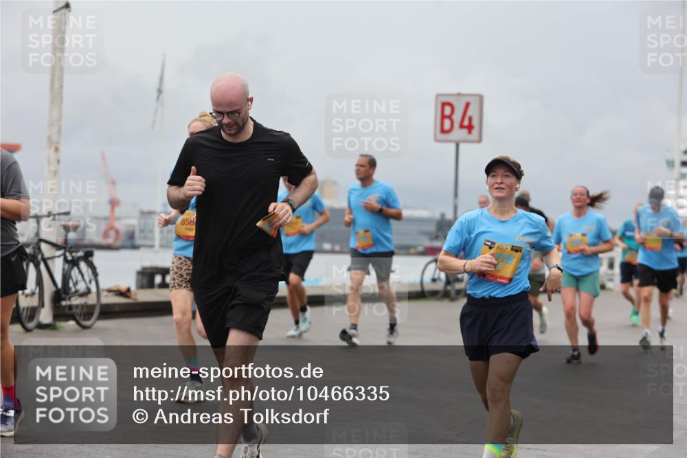 13.09.2026 - Kiel Lauf Andreas Tolksdorf http://msf.ph/oto/10466335 13.09.2026 12:07:05 Kiellinie 858, 4 meine-sportfotos.de