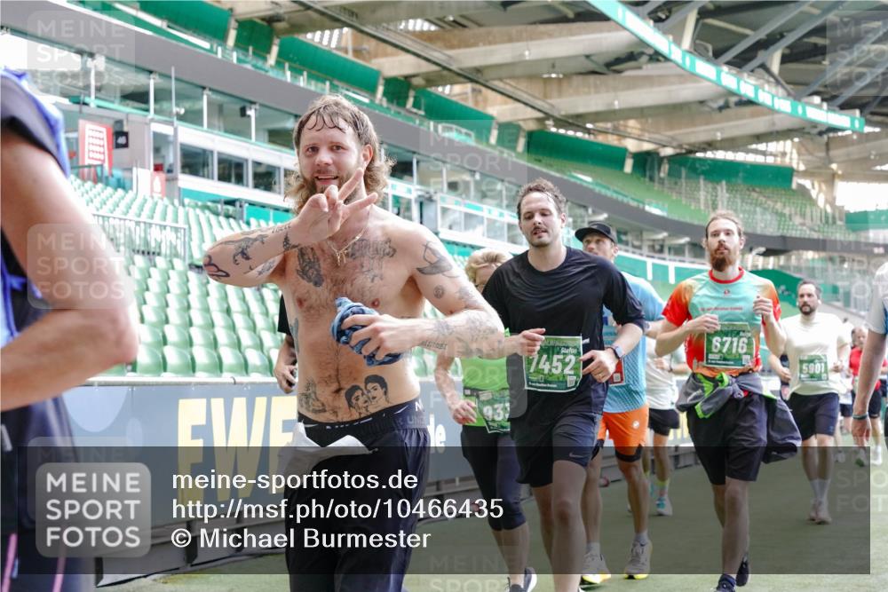 13.09.2026 - 21. swb-Marathon Bremen Michael Burmester http://msf.ph/oto/10466435 13.09.2026 13:13:26 Laufen im Stadion 118, 183, 270, 278, 349, 460, 514, 576, 600, 631, 695, 702, 933, 950, 1005, 1143, 1226, 1286, 1334, 1392, 1408, 1426, 1573, 1596, 1641, 1991, 2005, 2024, 2035, 2079, 2233, 2264, 2336, 2377, 2387, 2398, 2412, 2439, 2457, 2461, 2478, 2505, 2521, 2540, 2564, 2612, 2665, 2684, 2693, 2765, 2773, 2792, 2815, 2816, 2860, 2884, 2895, 2921, 2963, 2966, 2972, 2975, 3016, 3111, 3143, 3155, 3209, 3253, 3277, 3293, 3304, 3308, 3313, 3378, 3405, 3434, 3653, 3661 meine-sportfotos.de