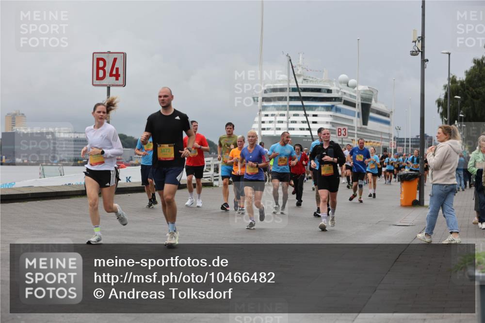13.09.2026 - Kiel Lauf Andreas Tolksdorf http://msf.ph/oto/10466482 13.09.2026 12:07:13 Kiellinie 33 meine-sportfotos.de
