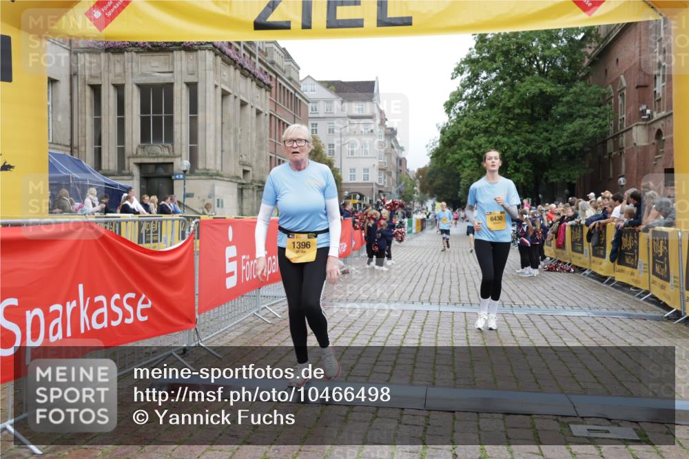 13.09.2026 - Kiel Lauf Yannick Fuchs http://msf.ph/oto/10466498 13.09.2026 10:00:47 Ziel 1396, 1566, 4868, 4874, 6430, 10169, 1566, 2087, 3531, 6137, 5497, 10473 meine-sportfotos.de