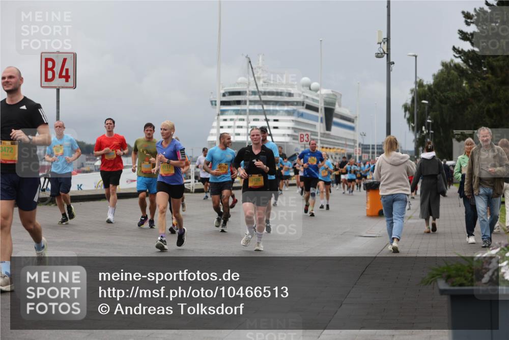 13.09.2026 - Kiel Lauf Andreas Tolksdorf http://msf.ph/oto/10466513 13.09.2026 12:07:14 Kiellinie 3472, 4, 6117, 4716, 3128, 3 meine-sportfotos.de