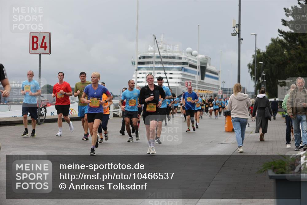13.09.2026 - Kiel Lauf Andreas Tolksdorf http://msf.ph/oto/10466537 13.09.2026 12:07:14 Kiellinie 4, 6117, 3128 meine-sportfotos.de