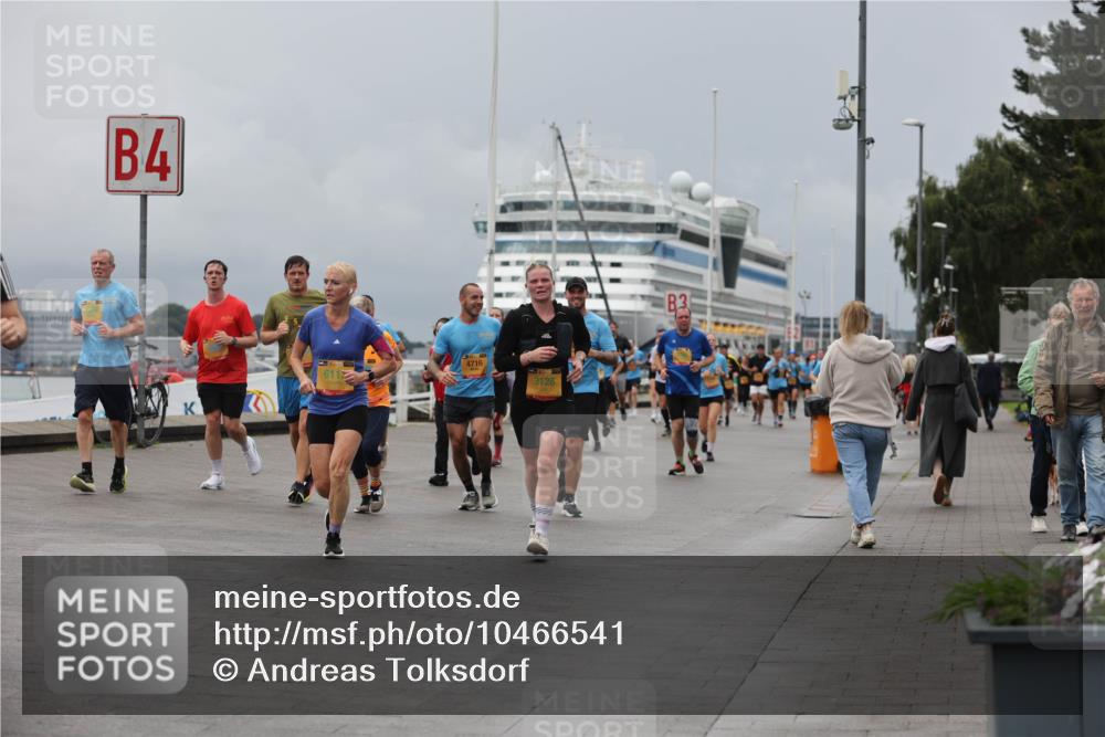 13.09.2026 - Kiel Lauf Andreas Tolksdorf http://msf.ph/oto/10466541 13.09.2026 12:07:14 Kiellinie 4, 4716, 3128 meine-sportfotos.de