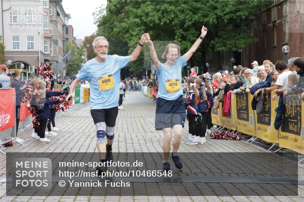13.09.2026 - Kiel Lauf Yannick Fuchs http://msf.ph/oto/10466548 13.09.2026 10:00:53 Ziel 4868, 4874, 6430, 1396, 1566, 2087, 3531, 6137, 6430, 10169, 293, 5497, 2087, 3531 meine-sportfotos.de
