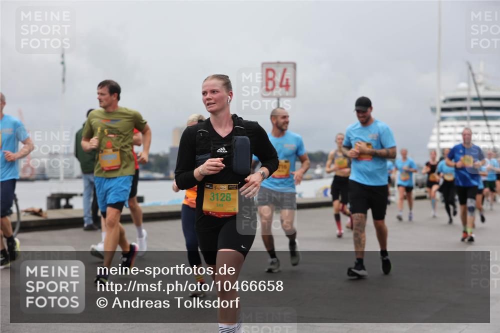 13.09.2026 - Kiel Lauf Andreas Tolksdorf http://msf.ph/oto/10466658 13.09.2026 12:07:18 Kiellinie 3128, 4 meine-sportfotos.de