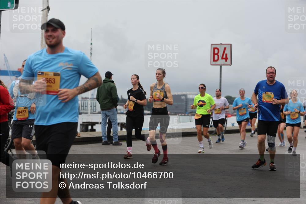 13.09.2026 - Kiel Lauf Andreas Tolksdorf http://msf.ph/oto/10466700 13.09.2026 12:07:21 Kiellinie 4, 39, 10422, 663, 2460, 4, 3787 meine-sportfotos.de