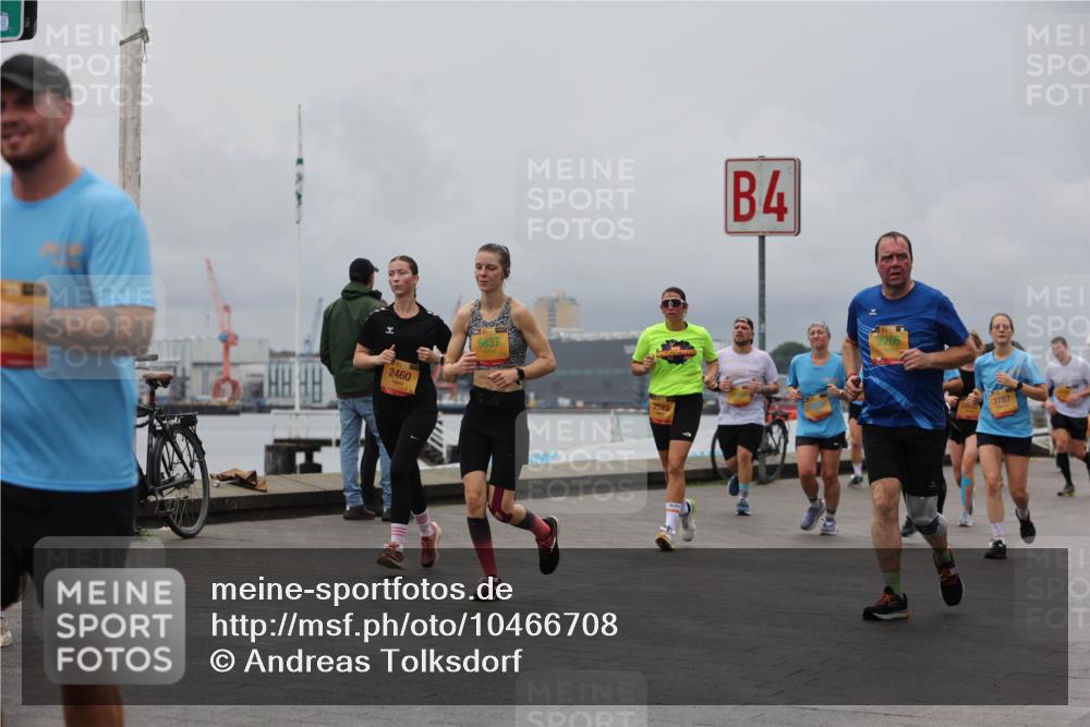 13.09.2026 - Kiel Lauf Andreas Tolksdorf http://msf.ph/oto/10466708 13.09.2026 12:07:22 Kiellinie 1, 39, 2460, 9837, 4, 2266, 3787 meine-sportfotos.de