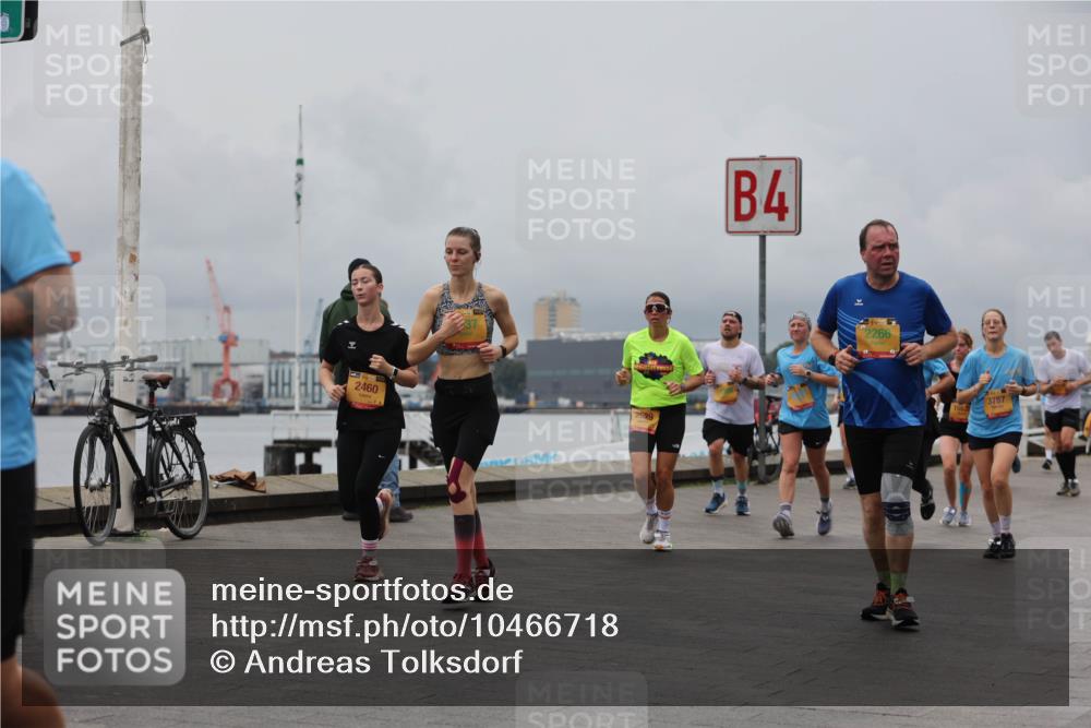 13.09.2026 - Kiel Lauf Andreas Tolksdorf http://msf.ph/oto/10466718 13.09.2026 12:07:22 Kiellinie 2460, 2529, 4, 2266, 3787 meine-sportfotos.de
