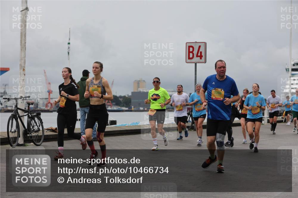13.09.2026 - Kiel Lauf Andreas Tolksdorf http://msf.ph/oto/10466734 13.09.2026 12:07:22 Kiellinie 2460, 9837, 2529, 4, 2266, 3787 meine-sportfotos.de