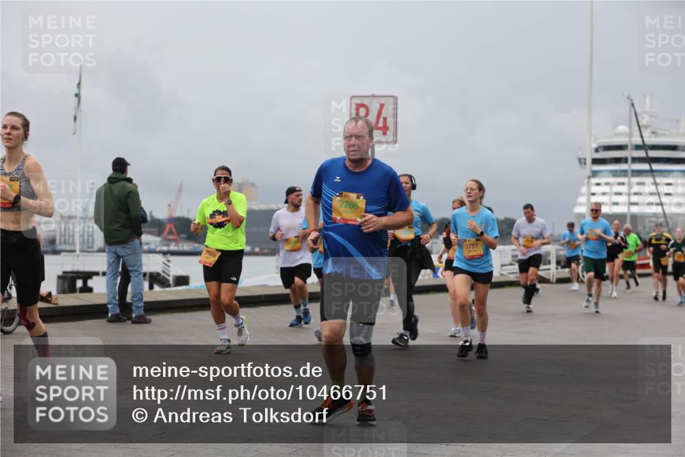 13.09.2026 - Kiel Lauf Andreas Tolksdorf http://msf.ph/oto/10466751 13.09.2026 12:07:23 Kiellinie  meine-sportfotos.de