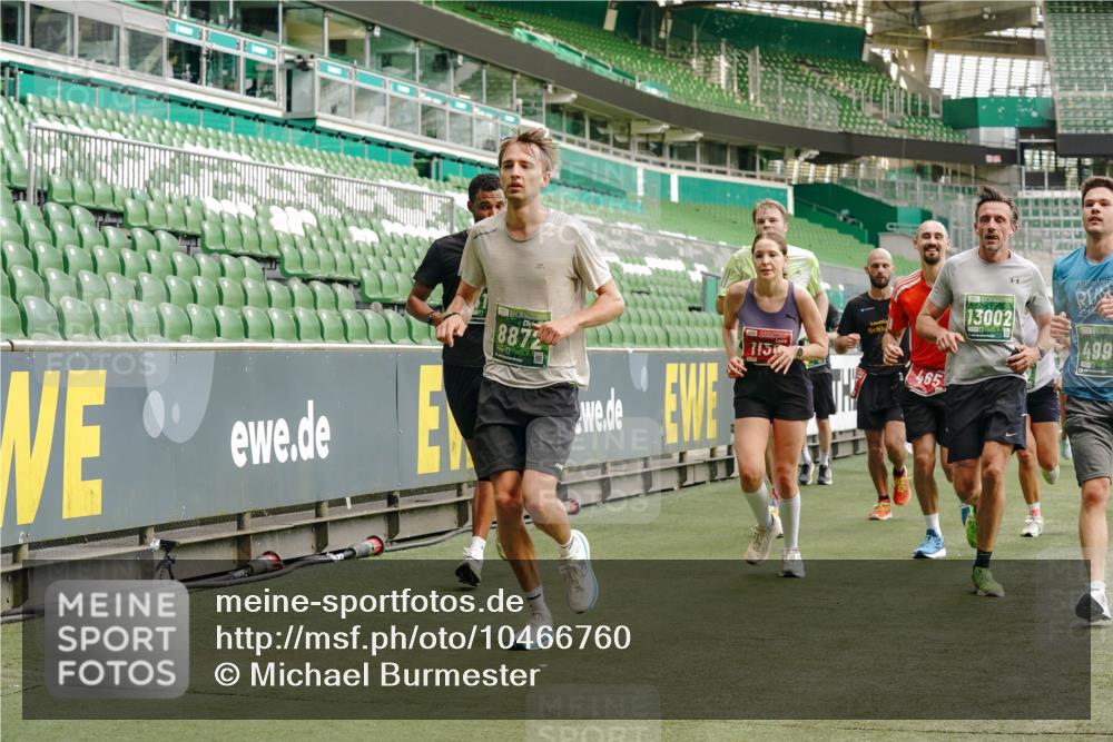 13.09.2026 - 21. swb-Marathon Bremen Michael Burmester http://msf.ph/oto/10466760 13.09.2026 12:57:02 Laufen im Stadion 307, 334, 411, 431, 465, 655, 769, 776, 854, 857, 876, 909, 926, 948, 1010, 1130, 1254, 1535, 1537, 1601, 1750, 1752, 1809, 1881, 1900, 1972, 2001, 2040, 2051, 2075, 2122, 2260, 2324, 2371, 2402, 2423, 2473, 2493, 2535, 2604, 2634, 2640, 2671, 2761, 2812, 2903, 2904, 2948, 3051, 3078, 3119, 3182, 3202, 3290, 3348, 3411, 3450, 3458, 3508, 3514, 3634, 3685, 3690, 3760, 3813, 3866, 3939, 4101, 4135, 4171, 4316, 4319, 4413, 4455, 4479, 4733, 5277, 5430, 5530 meine-sportfotos.de