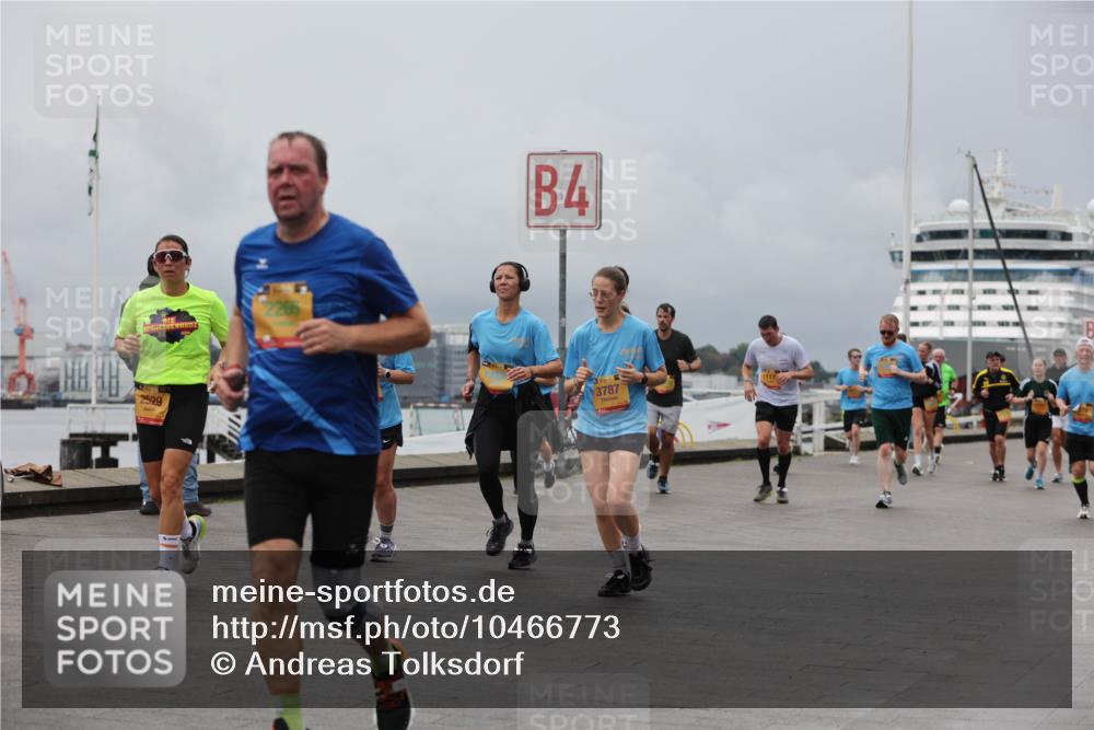 13.09.2026 - Kiel Lauf Andreas Tolksdorf http://msf.ph/oto/10466773 13.09.2026 12:07:24 Kiellinie 2529, 4, 3787 meine-sportfotos.de
