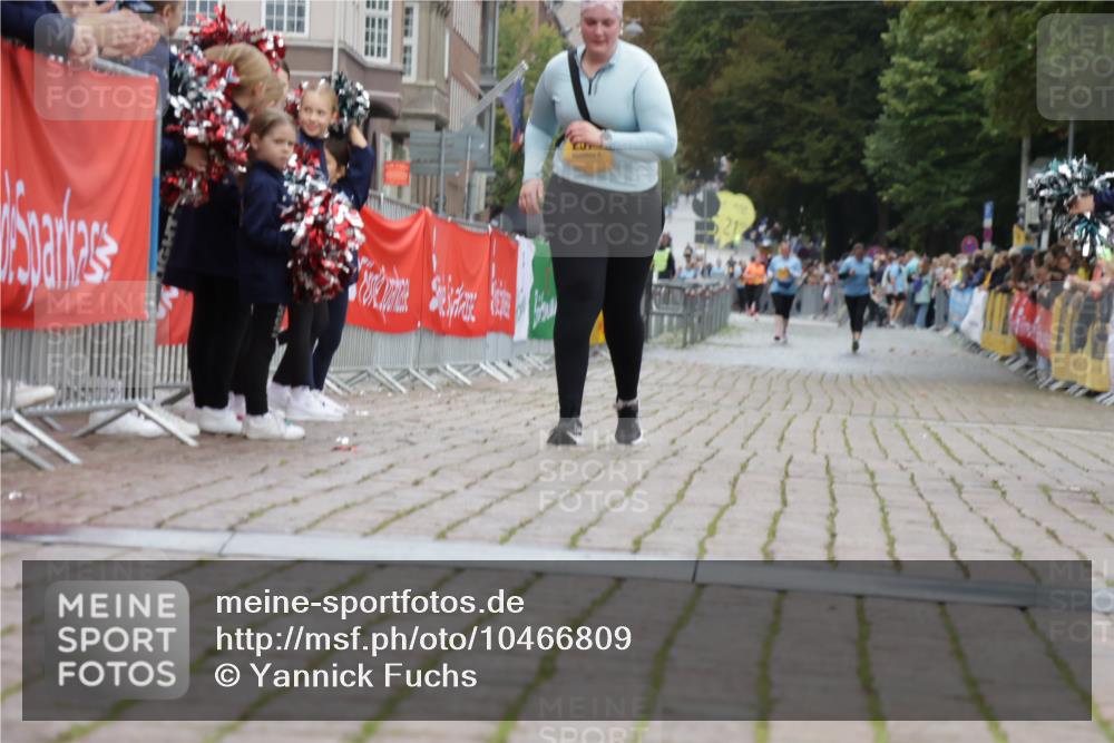13.09.2026 - Kiel Lauf Yannick Fuchs http://msf.ph/oto/10466809 13.09.2026 10:01:26 Ziel 2574, 6719, 8730, 293, 4868, 4874, 5497, 6719, 8730, 4868, 4874 meine-sportfotos.de