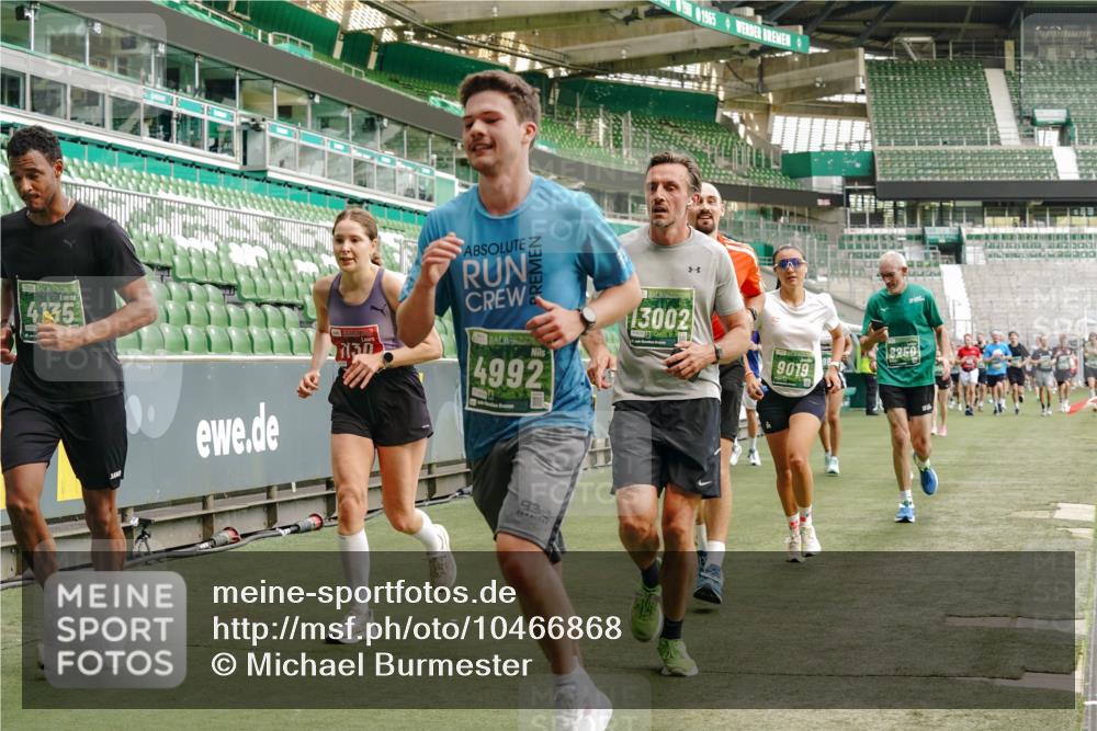 13.09.2026 - 21. swb-Marathon Bremen Michael Burmester http://msf.ph/oto/10466868 13.09.2026 12:57:04 Laufen im Stadion 307, 334, 411, 431, 465, 655, 769, 776, 854, 857, 876, 909, 926, 948, 1010, 1130, 1254, 1535, 1537, 1601, 1750, 1752, 1809, 1881, 1900, 1972, 2001, 2040, 2046, 2051, 2075, 2122, 2260, 2324, 2371, 2402, 2423, 2473, 2493, 2535, 2604, 2634, 2640, 2671, 2761, 2812, 2903, 2904, 2948, 3051, 3078, 3119, 3182, 3202, 3290, 3348, 3411, 3450, 3458, 3508, 3514, 3634, 3685, 3690, 3760, 3813, 3866, 3939, 4101, 4135, 4171, 4316, 4319, 4413, 4455, 4479, 4733, 5277, 5430 meine-sportfotos.de
