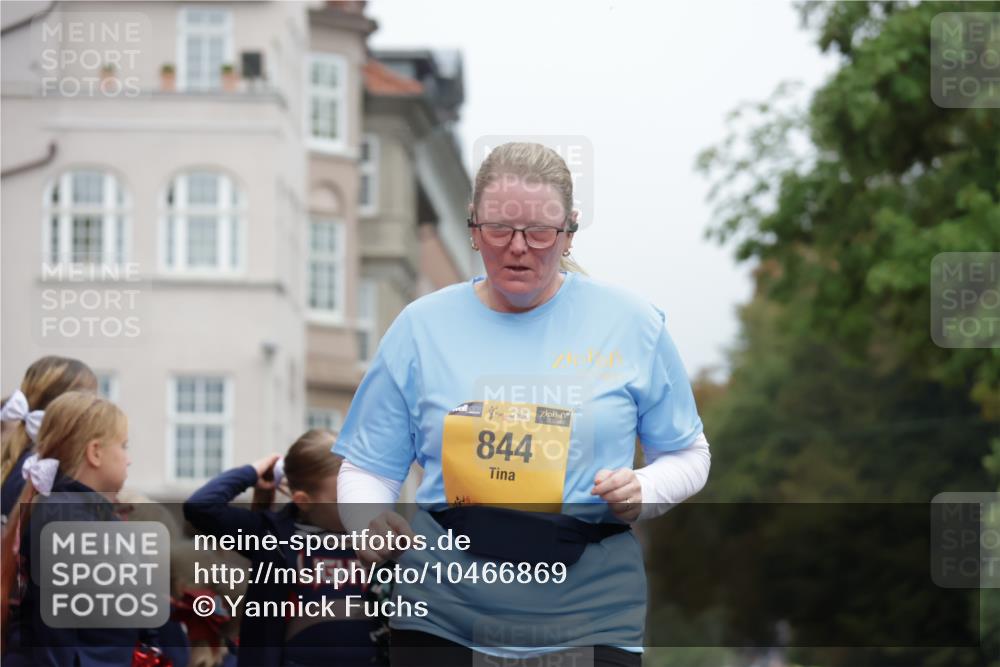 13.09.2026 - Kiel Lauf Yannick Fuchs http://msf.ph/oto/10466869 13.09.2026 10:02:01 Ziel 844, 2574, 4702, 3917, 4135, 2574 meine-sportfotos.de