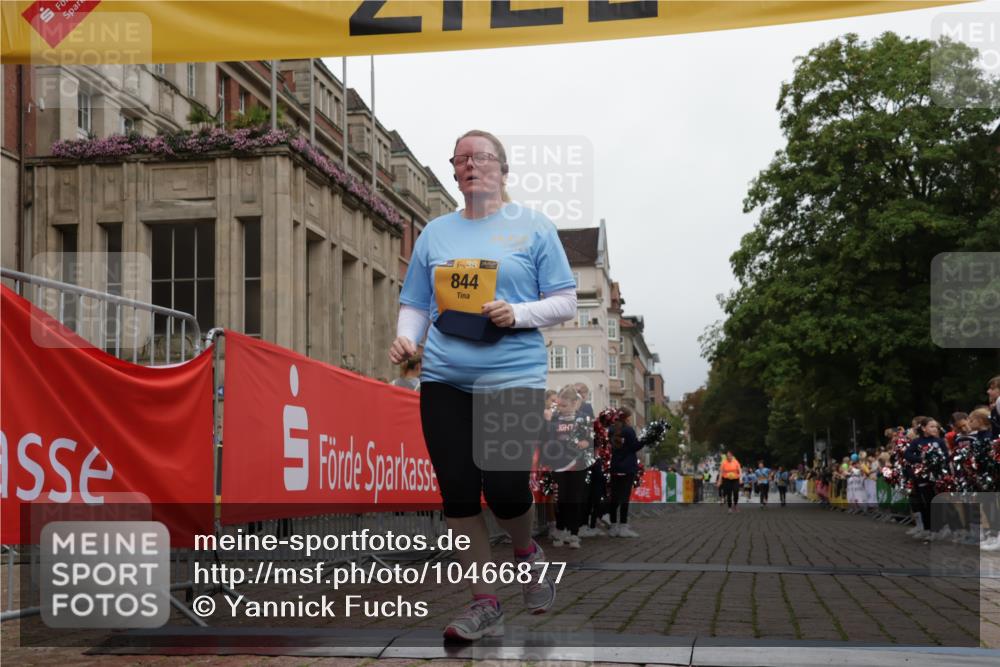 13.09.2026 - Kiel Lauf Yannick Fuchs http://msf.ph/oto/10466877 13.09.2026 10:02:04 Ziel 844, 4702, 3917, 4135, 4673, 8297, 2574 meine-sportfotos.de