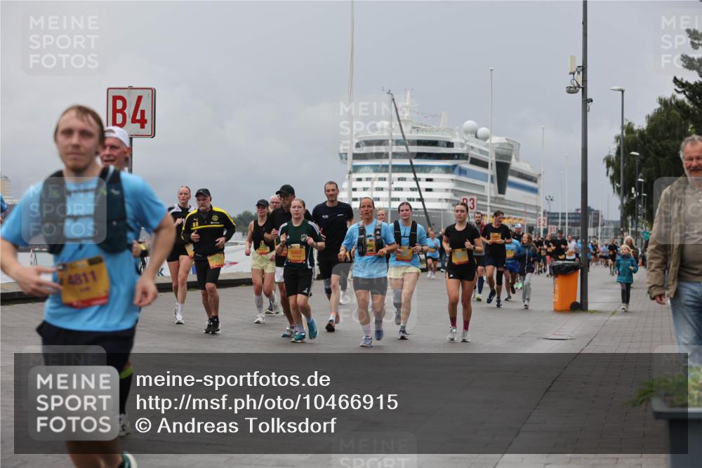13.09.2026 - Kiel Lauf Andreas Tolksdorf http://msf.ph/oto/10466915 13.09.2026 12:07:31 Kiellinie 4811, 4, 3467, 33 meine-sportfotos.de