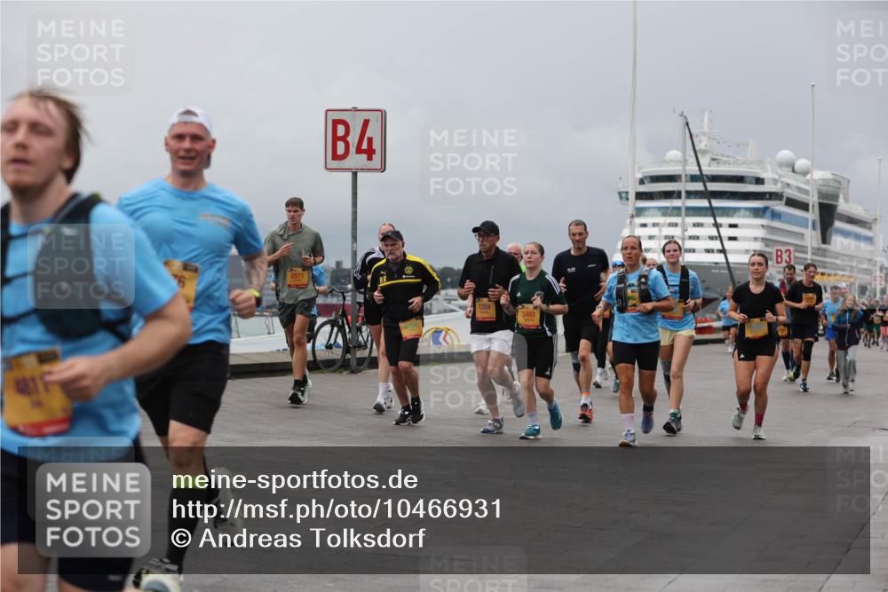13.09.2026 - Kiel Lauf Andreas Tolksdorf http://msf.ph/oto/10466931 13.09.2026 12:07:31 Kiellinie 2871, 4, 1259, 3467, 3 meine-sportfotos.de