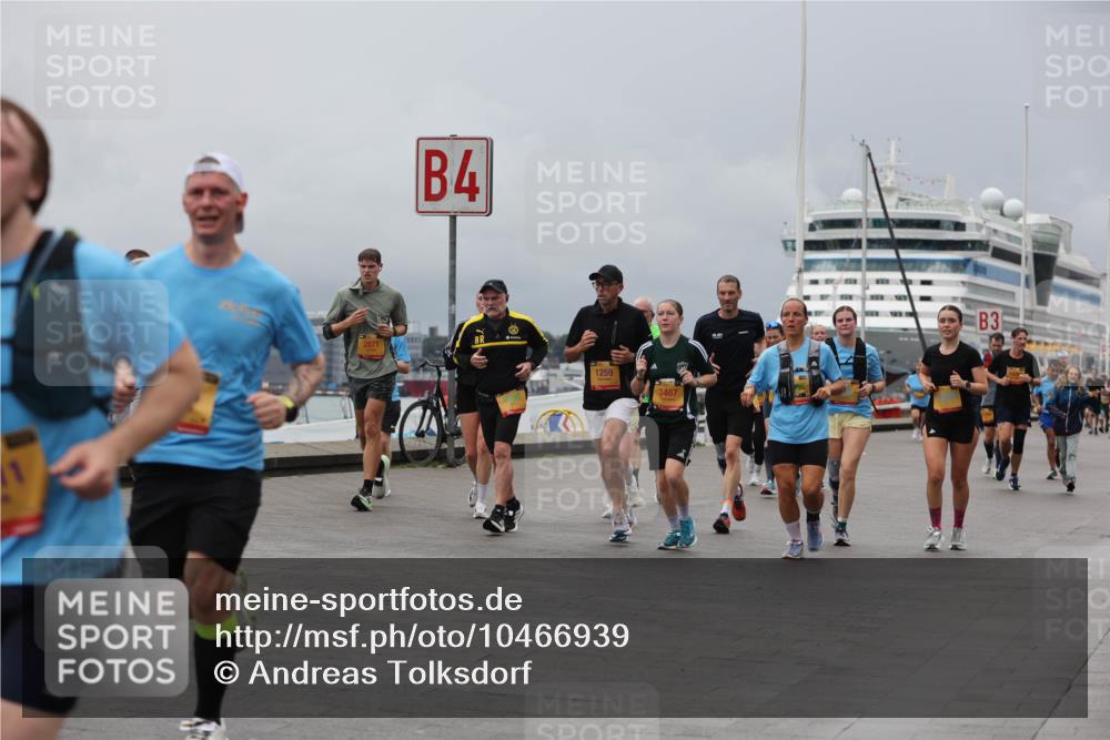 13.09.2026 - Kiel Lauf Andreas Tolksdorf http://msf.ph/oto/10466939 13.09.2026 12:07:31 Kiellinie 2871, 4, 1259, 3467, 3 meine-sportfotos.de