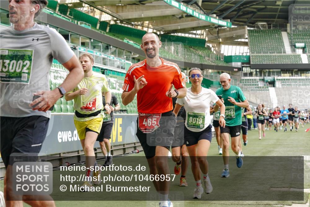 13.09.2026 - 21. swb-Marathon Bremen Michael Burmester http://msf.ph/oto/10466957 13.09.2026 12:57:05 Laufen im Stadion 307, 334, 411, 431, 465, 655, 769, 776, 854, 857, 876, 909, 926, 948, 1010, 1130, 1254, 1535, 1537, 1601, 1750, 1752, 1809, 1881, 1900, 1972, 2001, 2040, 2046, 2051, 2075, 2122, 2260, 2324, 2371, 2402, 2423, 2473, 2493, 2535, 2604, 2634, 2640, 2671, 2761, 2812, 2903, 2904, 2948, 3051, 3078, 3119, 3182, 3202, 3290, 3319, 3348, 3411, 3450, 3458, 3508, 3514, 3634, 3685, 3690, 3760, 3813, 3866, 3939, 4101, 4135, 4171, 4316, 4319, 4413, 4455, 4479, 4733 meine-sportfotos.de