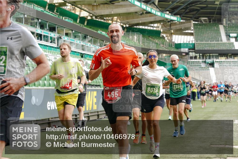 13.09.2026 - 21. swb-Marathon Bremen Michael Burmester http://msf.ph/oto/10466978 13.09.2026 12:57:05 Laufen im Stadion 307, 334, 411, 431, 465, 655, 769, 776, 854, 857, 876, 909, 926, 948, 1010, 1130, 1254, 1535, 1537, 1601, 1750, 1752, 1809, 1881, 1900, 1972, 2001, 2040, 2046, 2051, 2075, 2122, 2260, 2324, 2371, 2402, 2423, 2473, 2493, 2535, 2604, 2634, 2640, 2671, 2761, 2812, 2903, 2904, 2948, 3051, 3078, 3119, 3182, 3202, 3290, 3319, 3348, 3411, 3450, 3458, 3508, 3514, 3634, 3685, 3690, 3760, 3813, 3866, 3939, 4101, 4135, 4171, 4316, 4319, 4413, 4455, 4479, 4733 meine-sportfotos.de