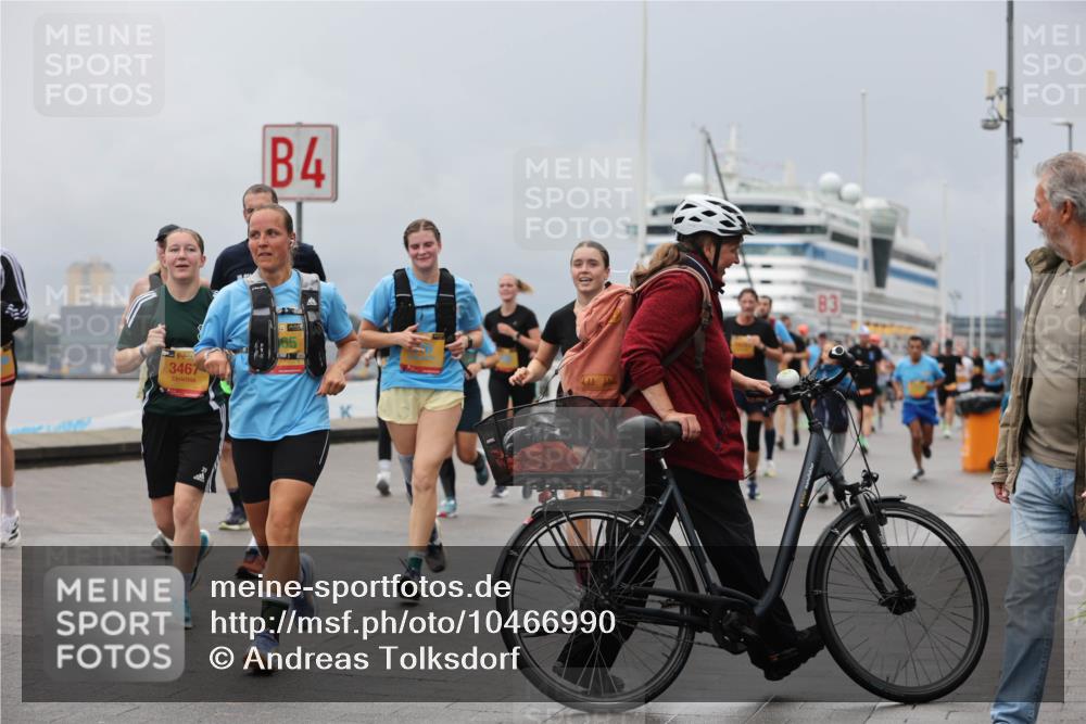 13.09.2026 - Kiel Lauf Andreas Tolksdorf http://msf.ph/oto/10466990 13.09.2026 12:07:34 Kiellinie 138, 3467, 4, 83 meine-sportfotos.de