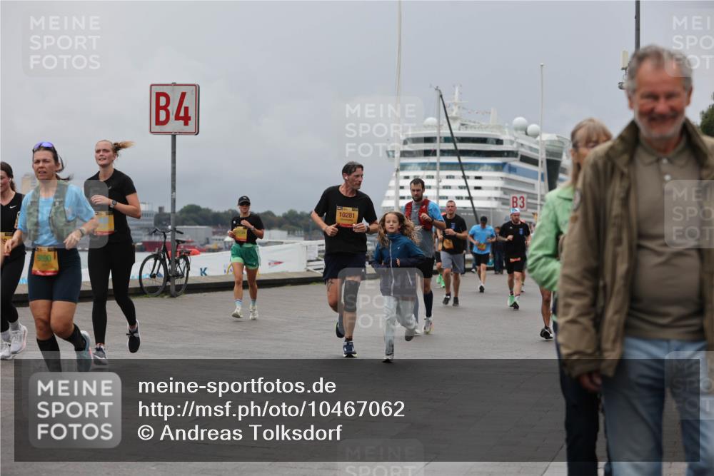 13.09.2026 - Kiel Lauf Andreas Tolksdorf http://msf.ph/oto/10467062 13.09.2026 12:07:37 Kiellinie 9890, 4, 10281, 3 meine-sportfotos.de
