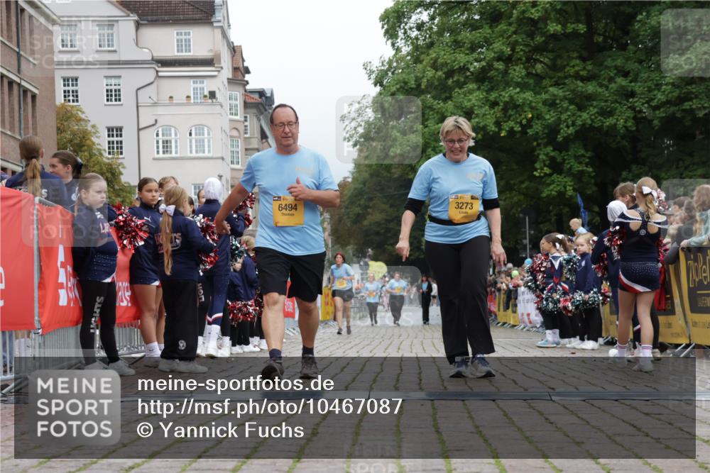 13.09.2026 - Kiel Lauf Yannick Fuchs http://msf.ph/oto/10467087 13.09.2026 10:02:52 Ziel 3273, 6494, 129, 565, 2288, 3131, 3917, 4673, 8297, 317, 8249, 11629, 3917, 4135 meine-sportfotos.de