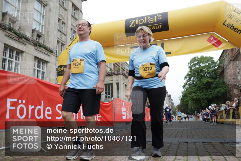 13.09.2026 - Kiel Lauf Yannick Fuchs http://msf.ph/oto/10467121 13.09.2026 10:02:57 Ziel 3273, 6494, 129, 565, 2288, 3131, 4673, 8297, 317, 6553, 8249, 11629, 129, 3917, 4673, 8297 meine-sportfotos.de