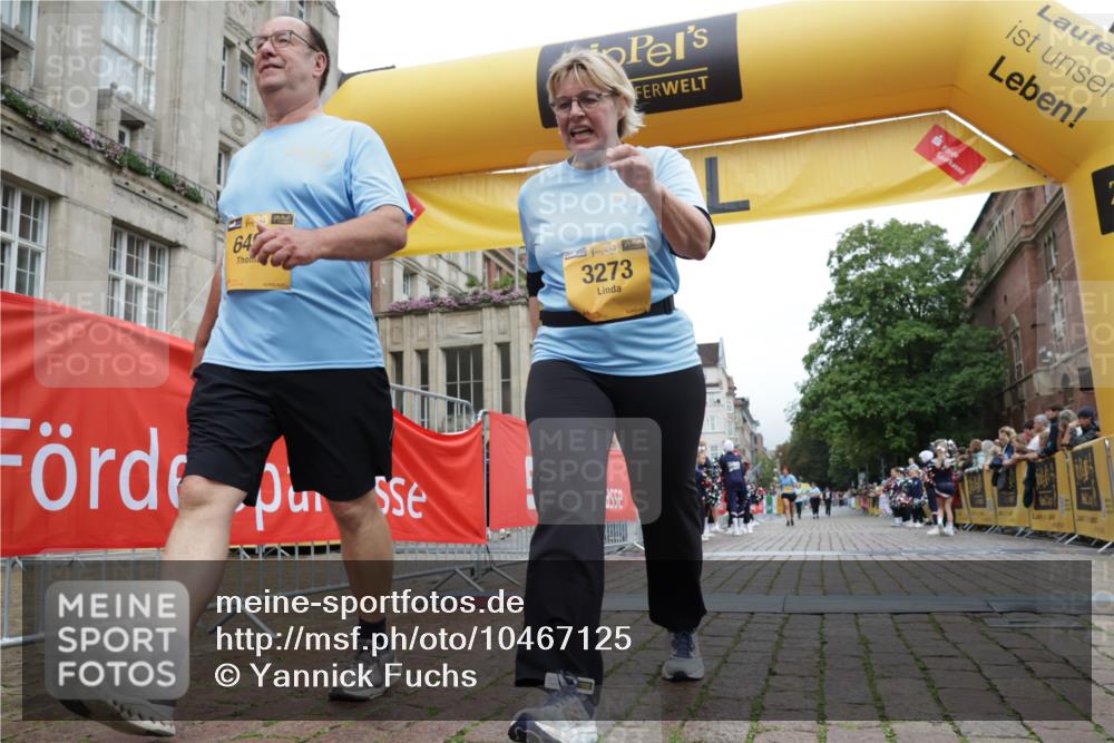 13.09.2026 - Kiel Lauf Yannick Fuchs http://msf.ph/oto/10467125 13.09.2026 10:02:57 Ziel 3273, 6494, 129, 565, 2288, 3131, 4673, 8297, 317, 6553, 8249, 11629, 129, 3917, 4673, 8297 meine-sportfotos.de
