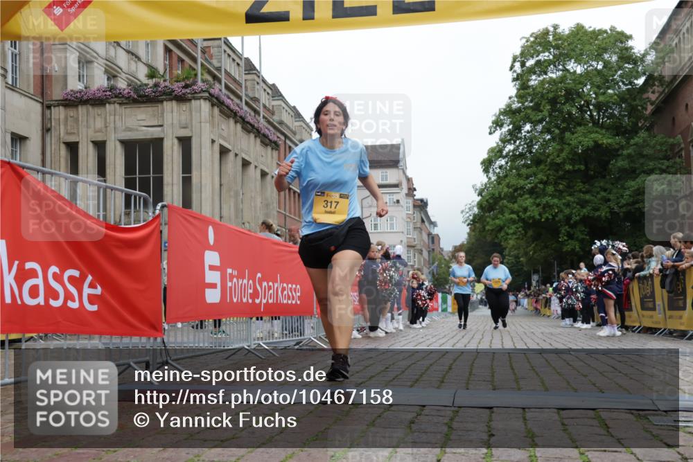 13.09.2026 - Kiel Lauf Yannick Fuchs http://msf.ph/oto/10467158 13.09.2026 10:03:08 Ziel 317, 8249, 11629, 565, 2288, 3273, 6494, 6553, 11633, 565, 3131 meine-sportfotos.de