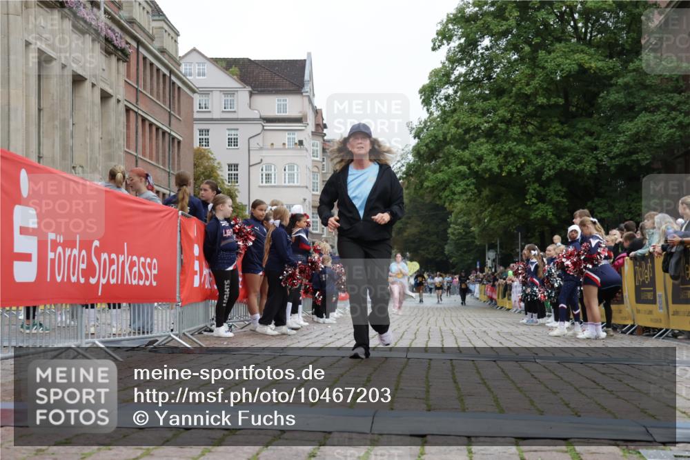 13.09.2026 - Kiel Lauf Yannick Fuchs http://msf.ph/oto/10467203 13.09.2026 10:03:18 Ziel 6553, 8249, 11629, 317, 3273, 6494, 11633, 2288 meine-sportfotos.de