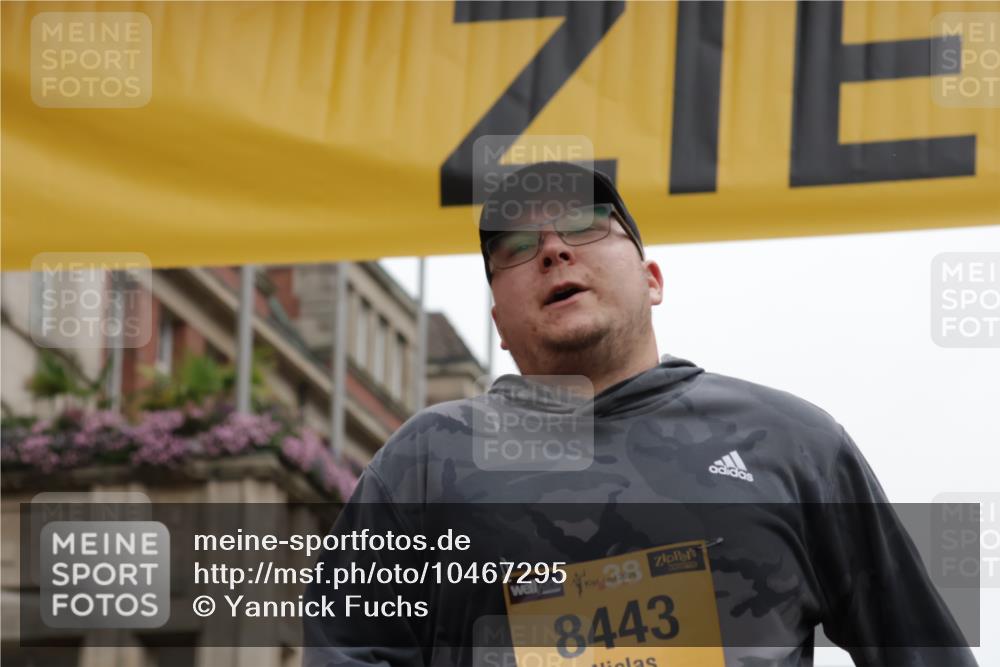 13.09.2026 - Kiel Lauf Yannick Fuchs http://msf.ph/oto/10467295 13.09.2026 10:04:19 Ziel 8443, 4360, 8447, 8982, 11602, 543, 4360, 8447, 8982, 11602 meine-sportfotos.de