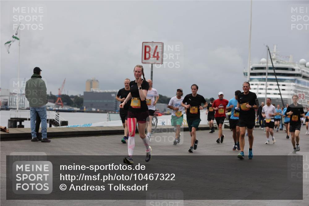 13.09.2026 - Kiel Lauf Andreas Tolksdorf http://msf.ph/oto/10467322 13.09.2026 12:07:55 Kiellinie 4, 86, 1747, 3 meine-sportfotos.de