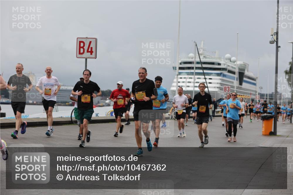 13.09.2026 - Kiel Lauf Andreas Tolksdorf http://msf.ph/oto/10467362 13.09.2026 12:07:57 Kiellinie 4, 86, 10249, 1747, 3 meine-sportfotos.de