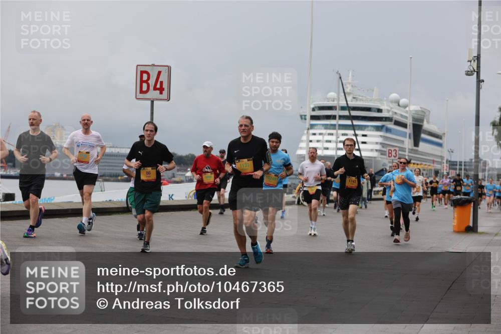 13.09.2026 - Kiel Lauf Andreas Tolksdorf http://msf.ph/oto/10467365 13.09.2026 12:07:57 Kiellinie 4, 86, 1131, 10249, 1747, 3 meine-sportfotos.de