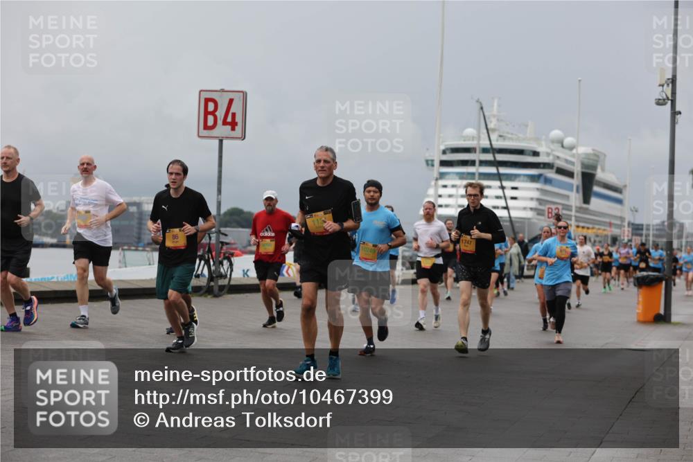 13.09.2026 - Kiel Lauf Andreas Tolksdorf http://msf.ph/oto/10467399 13.09.2026 12:07:57 Kiellinie 4, 86, 10249, 1747, 3 meine-sportfotos.de