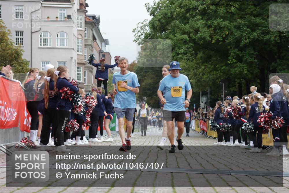 13.09.2026 - Kiel Lauf Yannick Fuchs http://msf.ph/oto/10467407 13.09.2026 10:05:15 Ziel 5050, 11874, 5493, 5495, 4295, 10457 meine-sportfotos.de