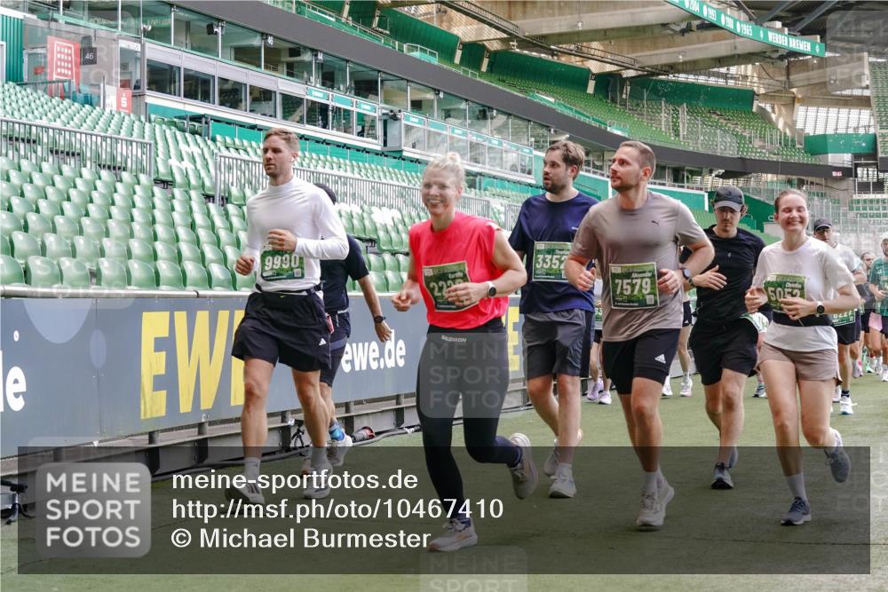 13.09.2026 - 21. swb-Marathon Bremen Michael Burmester http://msf.ph/oto/10467410 13.09.2026 13:13:37 Laufen im Stadion 118, 183, 270, 278, 349, 460, 514, 576, 600, 631, 695, 702, 768, 933, 950, 956, 1005, 1143, 1286, 1334, 1392, 1408, 1426, 1573, 1596, 1641, 1991, 2005, 2024, 2035, 2079, 2233, 2264, 2336, 2387, 2412, 2439, 2457, 2461, 2478, 2505, 2521, 2540, 2564, 2612, 2665, 2684, 2693, 2765, 2773, 2792, 2815, 2816, 2829, 2860, 2884, 2887, 2895, 2921, 2963, 2966, 2972, 2975, 3016, 3111, 3143, 3155, 3209, 3253, 3277, 3293, 3304, 3313, 3378, 3405, 3428, 3434, 3653, 3661 meine-sportfotos.de