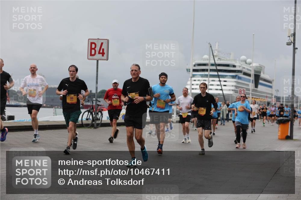 13.09.2026 - Kiel Lauf Andreas Tolksdorf http://msf.ph/oto/10467411 13.09.2026 12:07:57 Kiellinie 4, 86, 10249, 1747, 3 meine-sportfotos.de