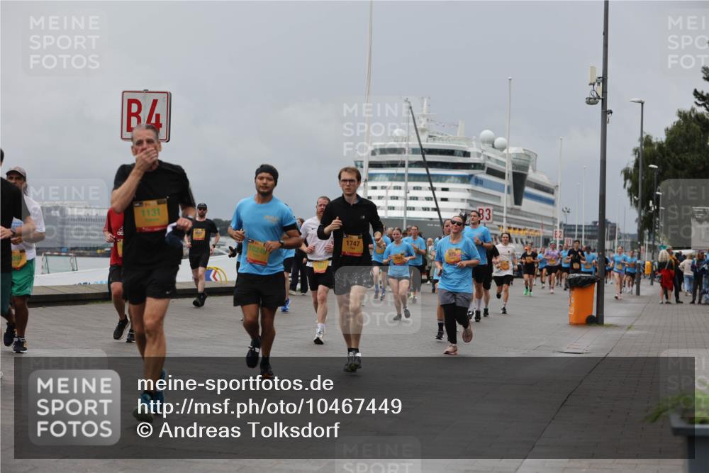 13.09.2026 - Kiel Lauf Andreas Tolksdorf http://msf.ph/oto/10467449 13.09.2026 12:07:58 Kiellinie 4, 1131, 1024, 1747, 975, 33 meine-sportfotos.de