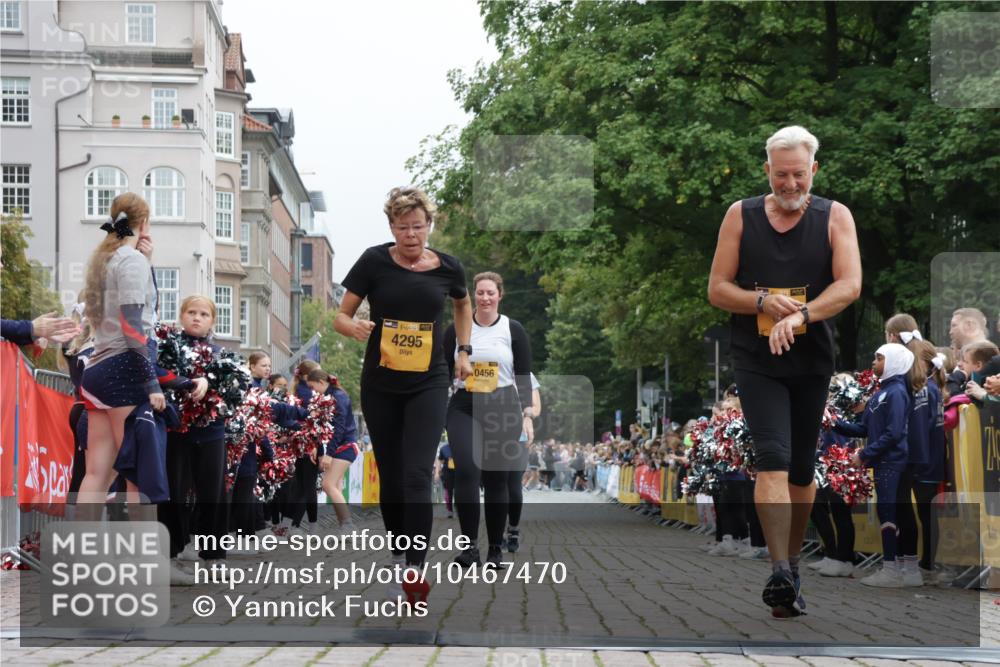 13.09.2026 - Kiel Lauf Yannick Fuchs http://msf.ph/oto/10467470 13.09.2026 10:05:33 Ziel 4295, 10456, 10457, 5050, 11874, 6219, 5493, 5495 meine-sportfotos.de