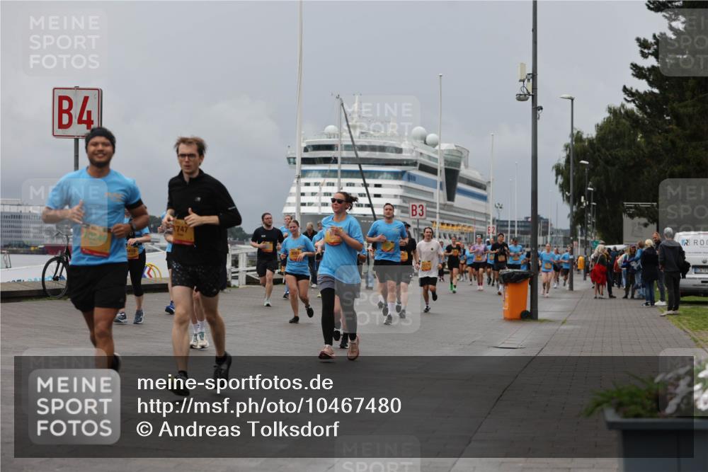 13.09.2026 - Kiel Lauf Andreas Tolksdorf http://msf.ph/oto/10467480 13.09.2026 12:08:00 Kiellinie 4, 10249, 6419, 1747, 3 meine-sportfotos.de